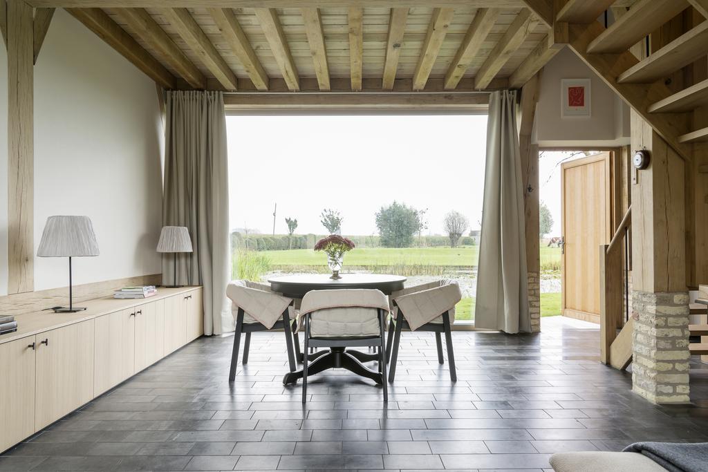 Sint-Coryn Vila Reninge Quarto foto